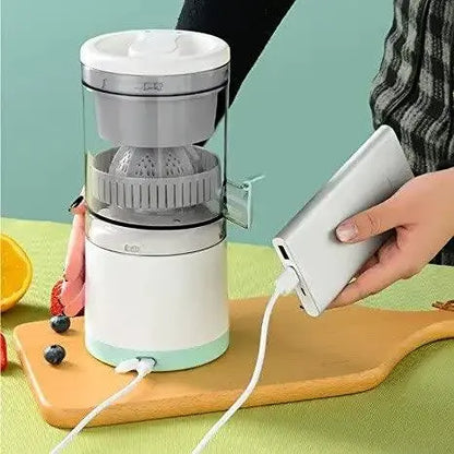 Electric Citrus Juicer : Ideal for juicing halved citrus fruits ckfn0z-i0
